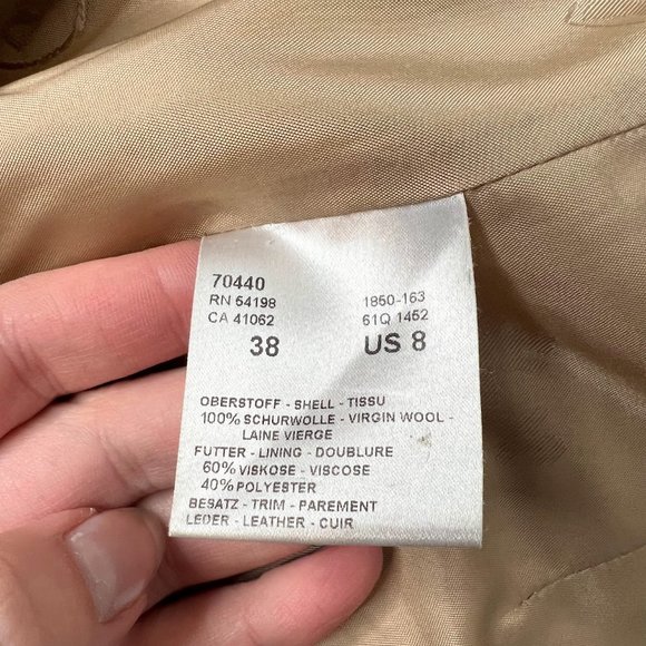 Bogner Plaid Wool Blazer w/ Leather Elbow Patches - 38/8 - 3 button, notch lapel - Picture 8 of 15